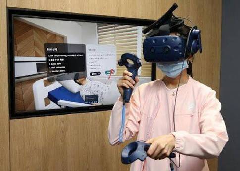 二四六香港免费开奖记录,真实经典策略设计_VR型43.237